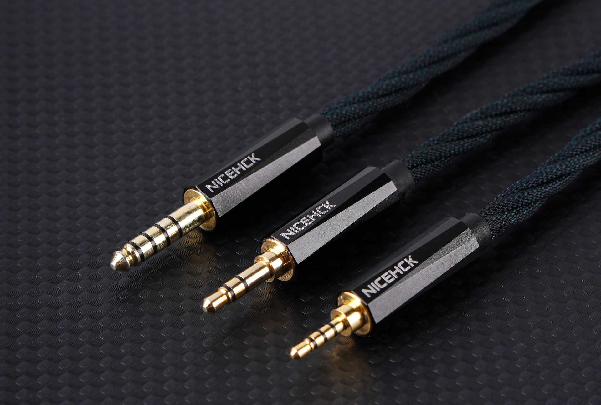 slider image 1621243260e1af0c20-0