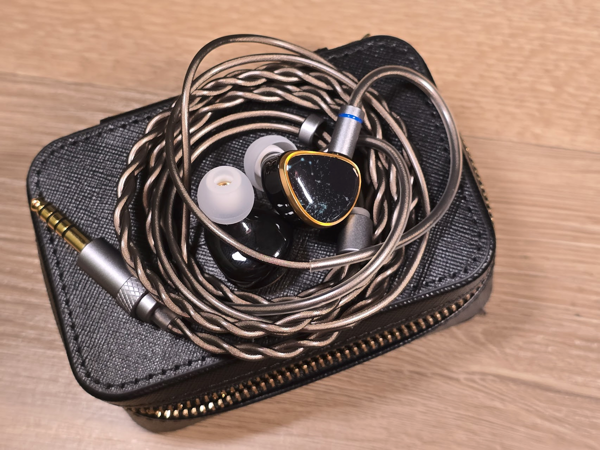 NiceHCK NX8 Special Edition Review: “Refinement and Enhancement”