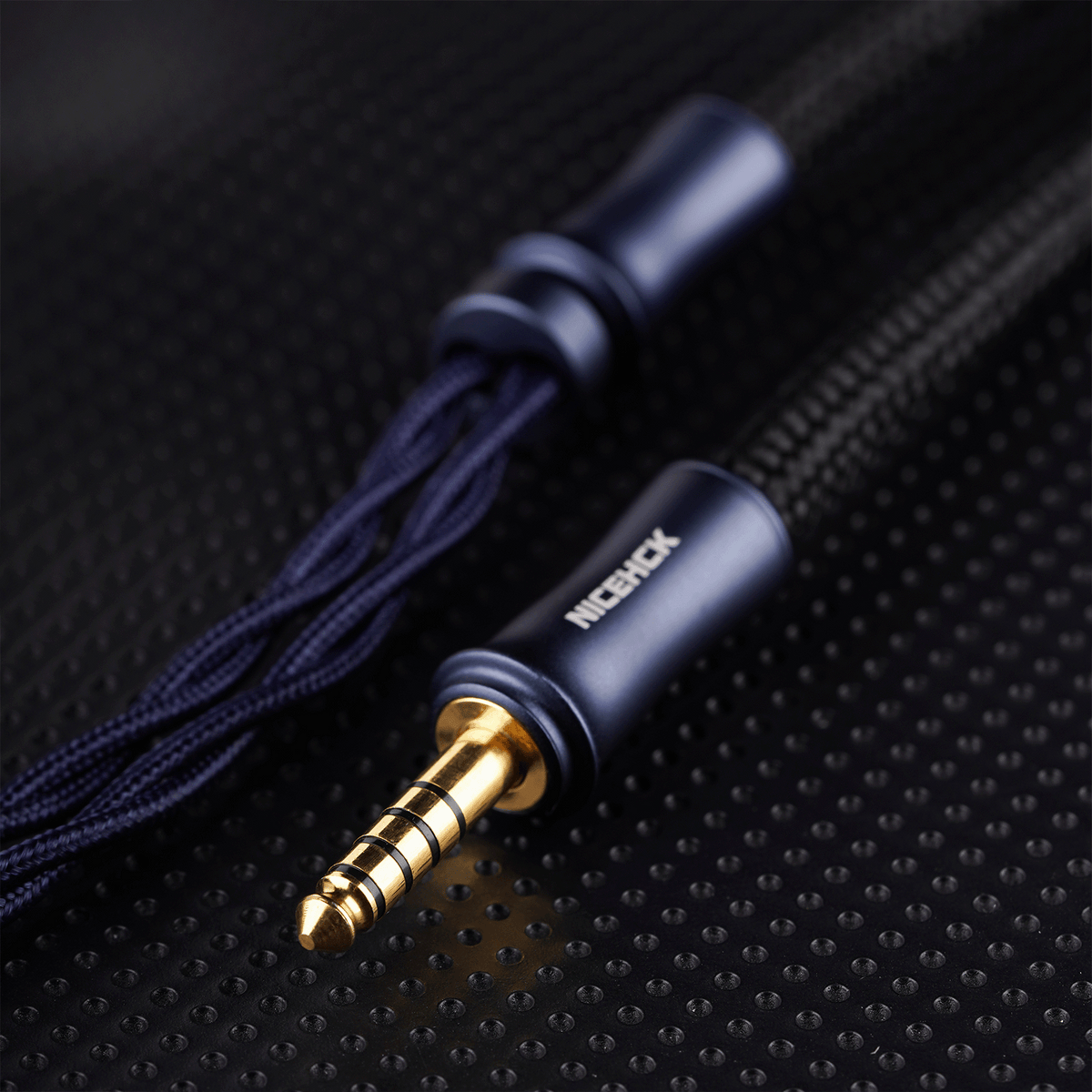 NICEHCK DragonScale Pro IEMケーブル – 8N OCC箔&OFCハイブリッド NICEHCK DragonScale Pro IEMケーブル – 8N OCC箔&OFCハイブリッド
