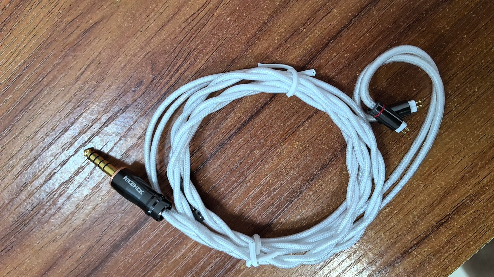 slider image 1621243260e1af0c20-0